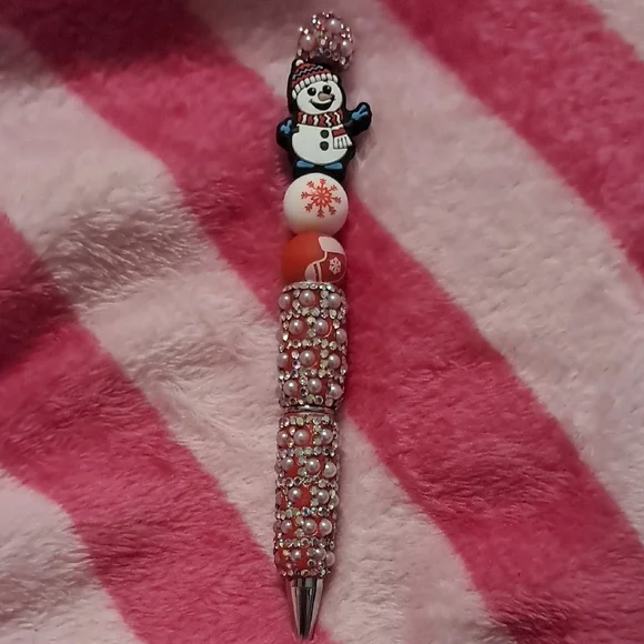 Handmade Festive Snowman Beaded Pen - Picture 1 of 2